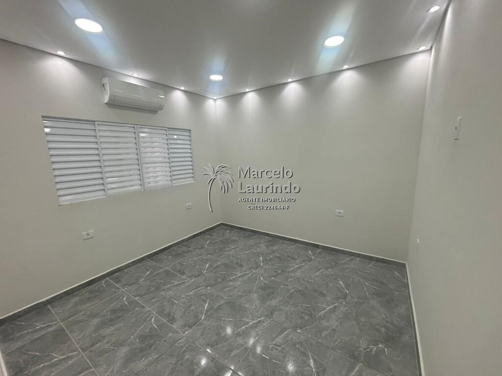 Casa com 3 quartos e 141 m² em Itaóca, Mongaguá