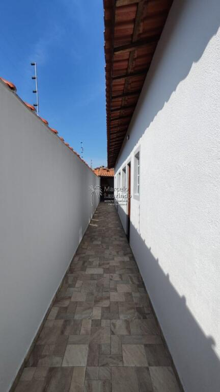 Casa com 2 quartos e 67 m² em Itaóca, Mongaguá