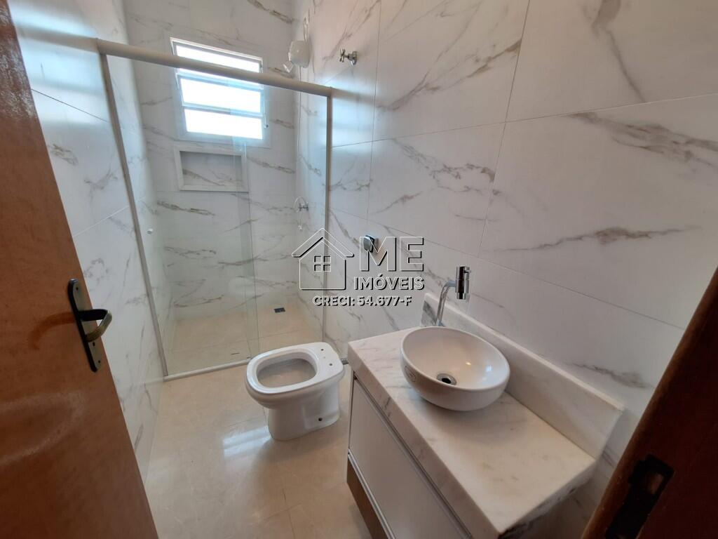 Casa com 4 quartos e 220 m² em Real, Praia Grande