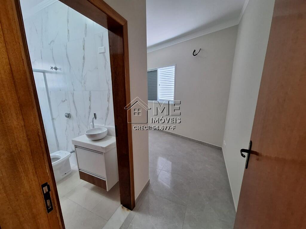 Casa com 4 quartos e 220 m² em Real, Praia Grande