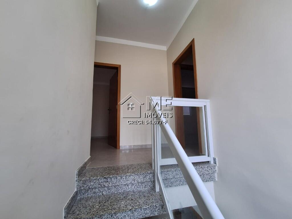 Casa com 4 quartos e 220 m² em Real, Praia Grande