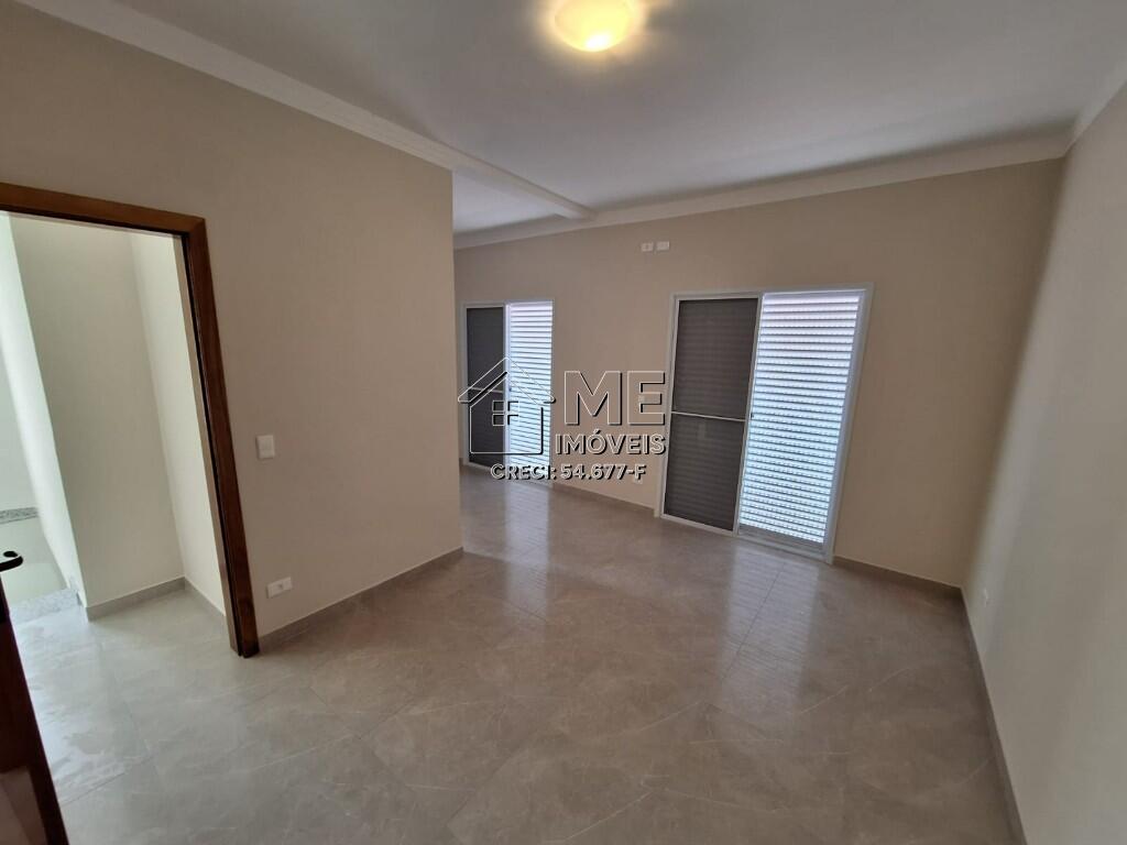 Casa com 4 quartos e 220 m² em Real, Praia Grande
