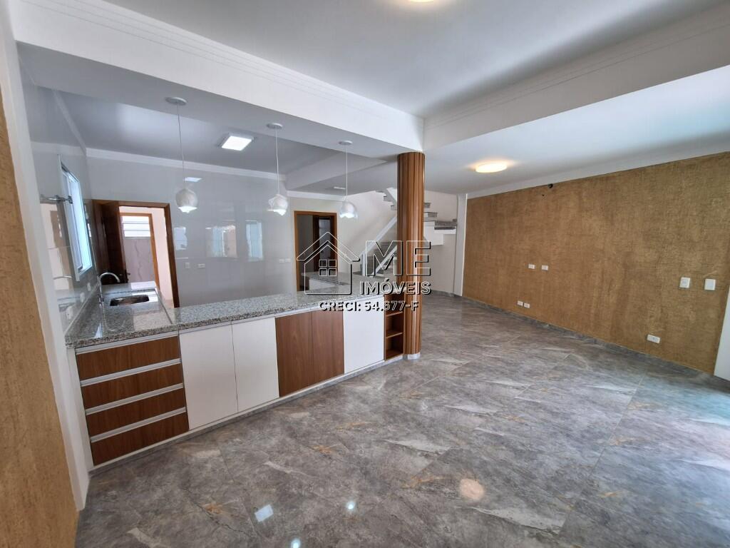 Casa com 4 quartos e 220 m² em Real, Praia Grande