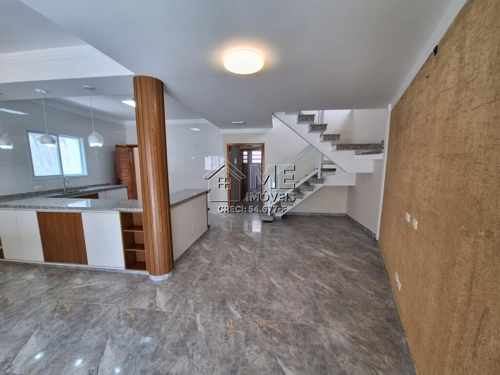 Casa com 4 quartos e 220 m² em Real, Praia Grande
