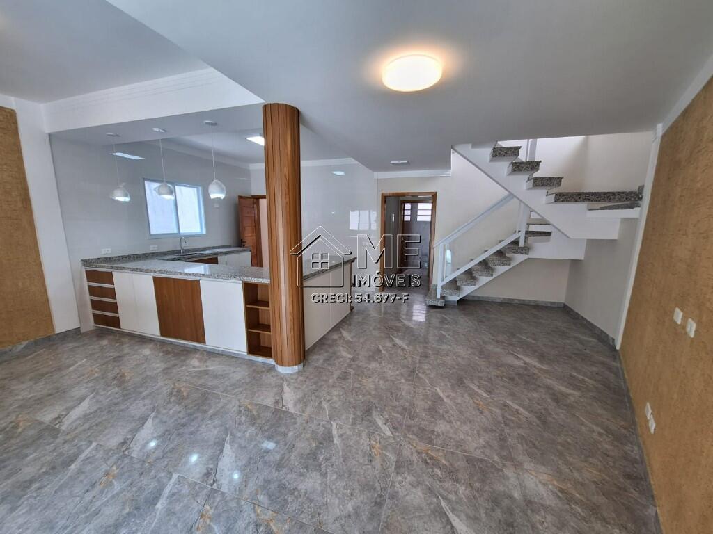 Casa com 4 quartos e 220 m² em Real, Praia Grande