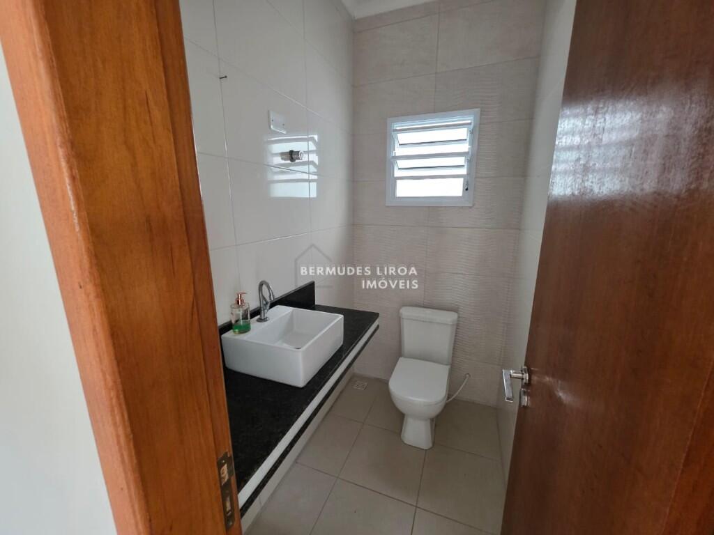 Casa com 3 quartos e 150 m² em Centro, Mongaguá