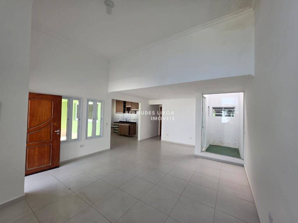 Casa com 3 quartos e 150 m² em Centro, Mongaguá