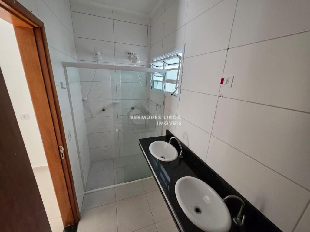 Casa com 3 quartos e 150 m² em Centro, Mongaguá