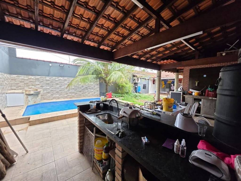 Casa com 2 quartos e 150 m² em Centro, Mongaguá