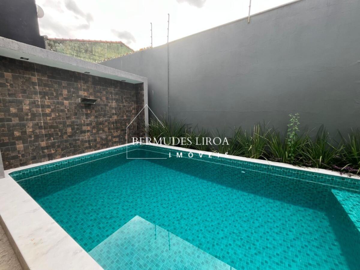 Casa com 2 quartos e 62 m² em Centro, Mongaguá
