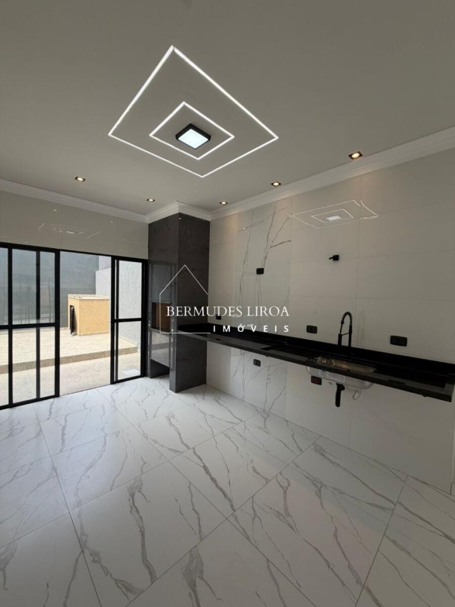 Casa com 2 quartos e 62 m² em Centro, Mongaguá