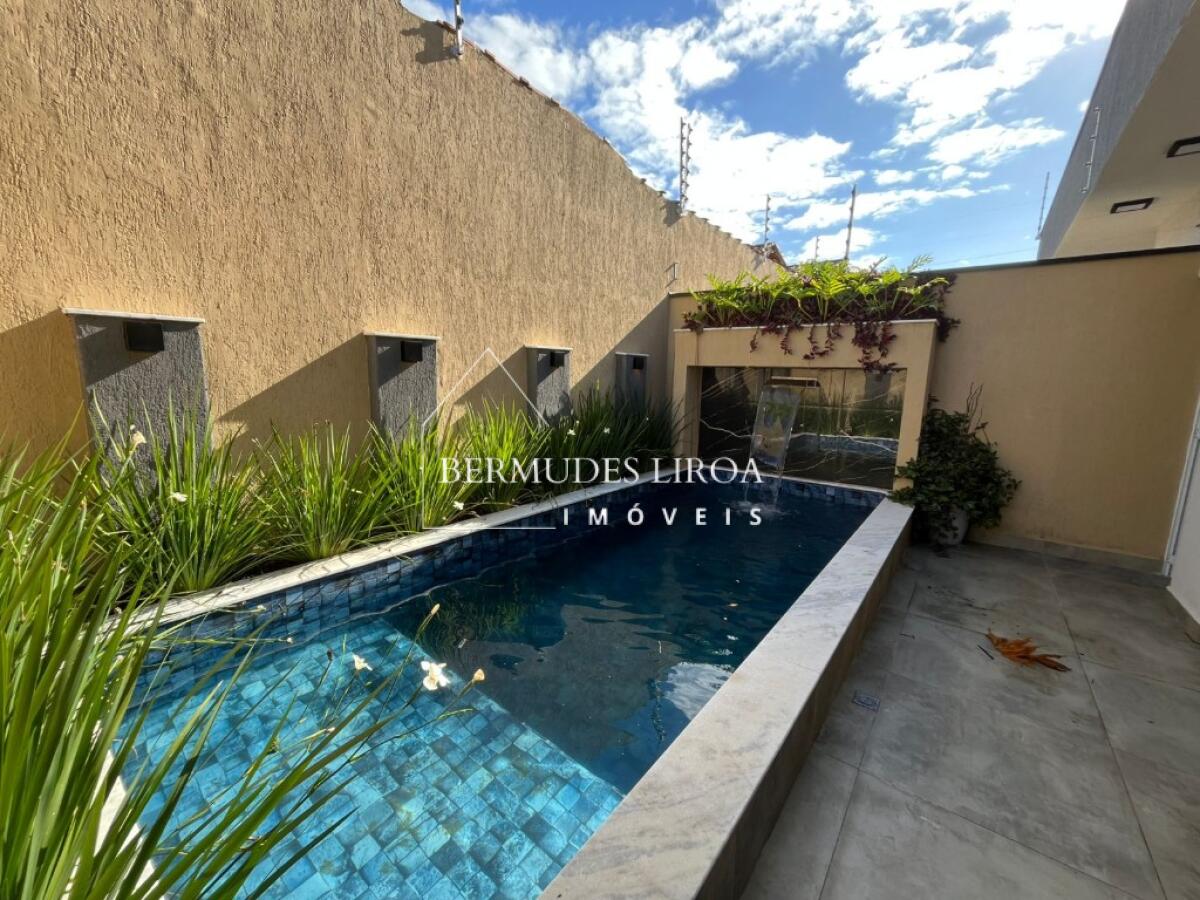 Casa com 2 quartos e 69 m² em Centro, Mongaguá