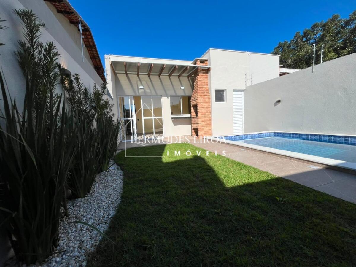 Casa com 2 quartos e 58 m² em Centro, Mongaguá