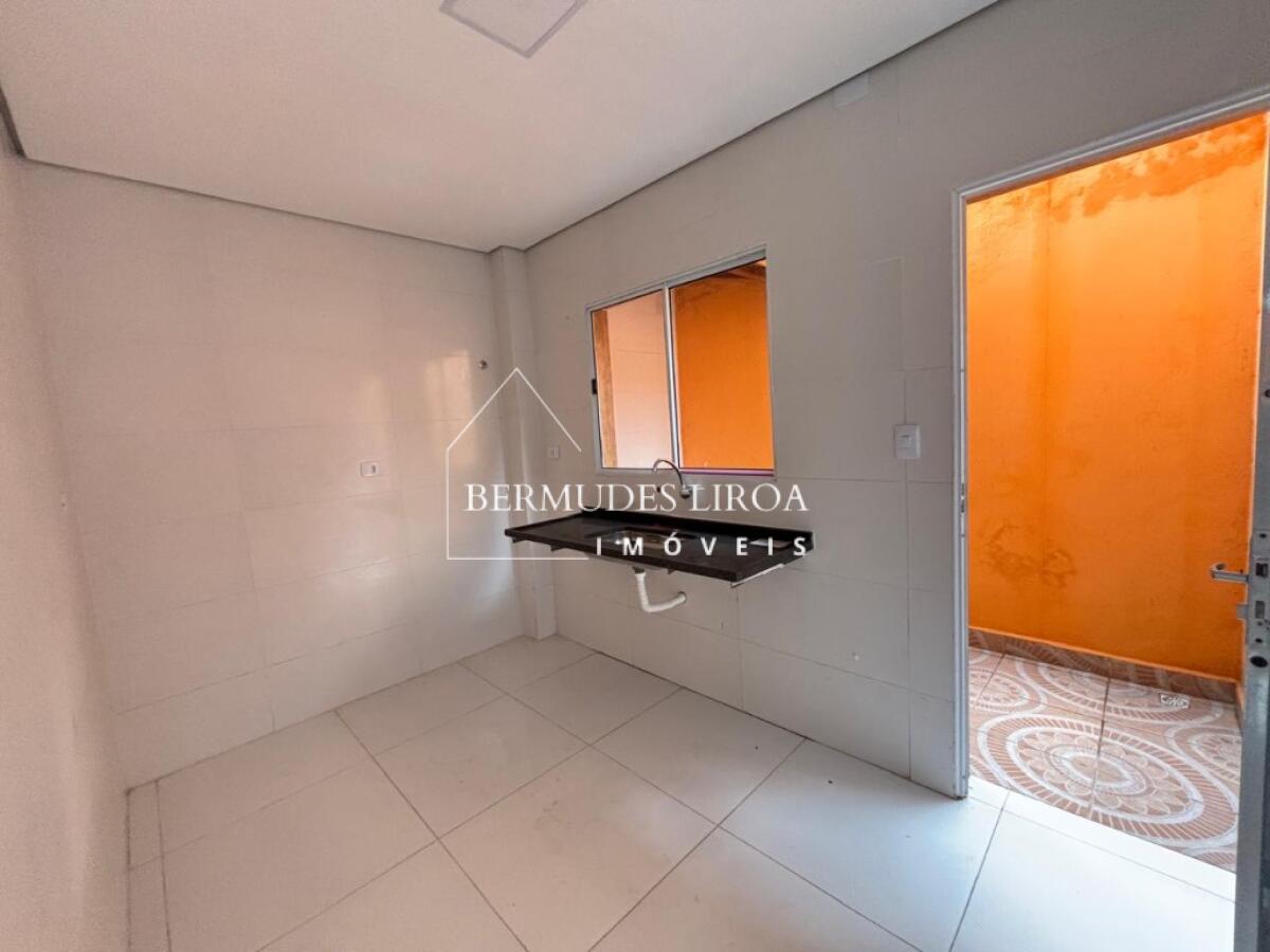 Casa com 2 quartos e 50 m² em Centro, Mongaguá