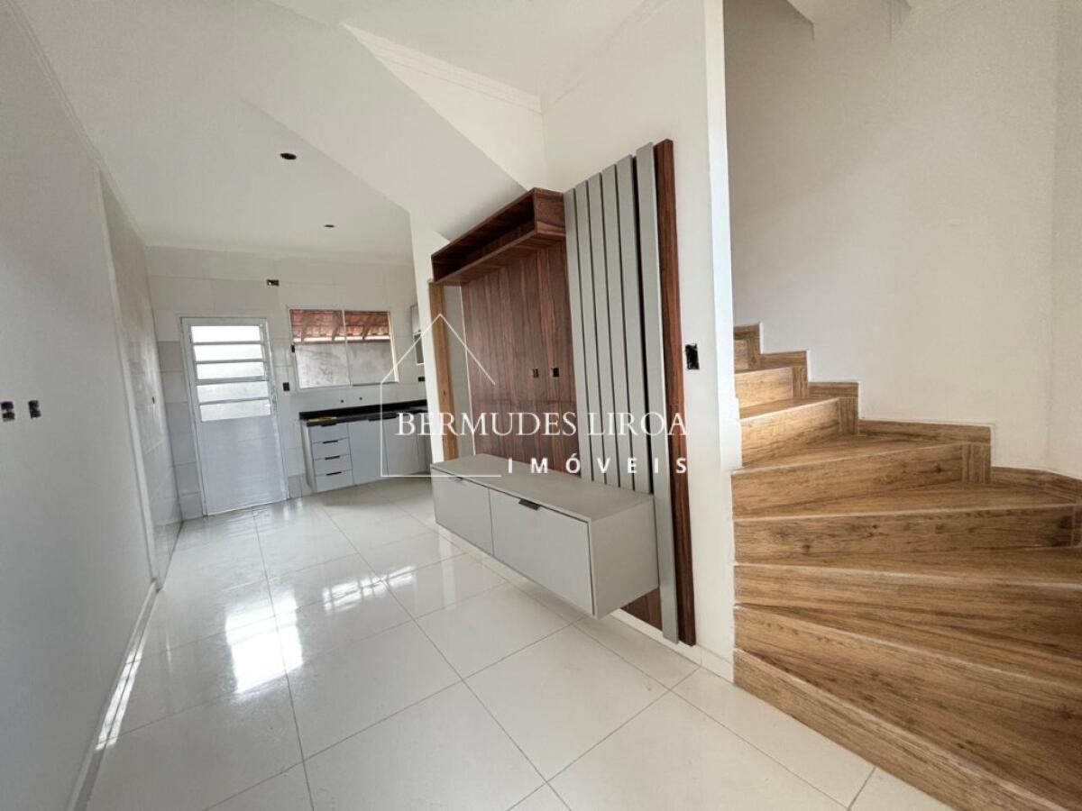 Casa com 2 quartos e 47 m² em Centro, Mongaguá