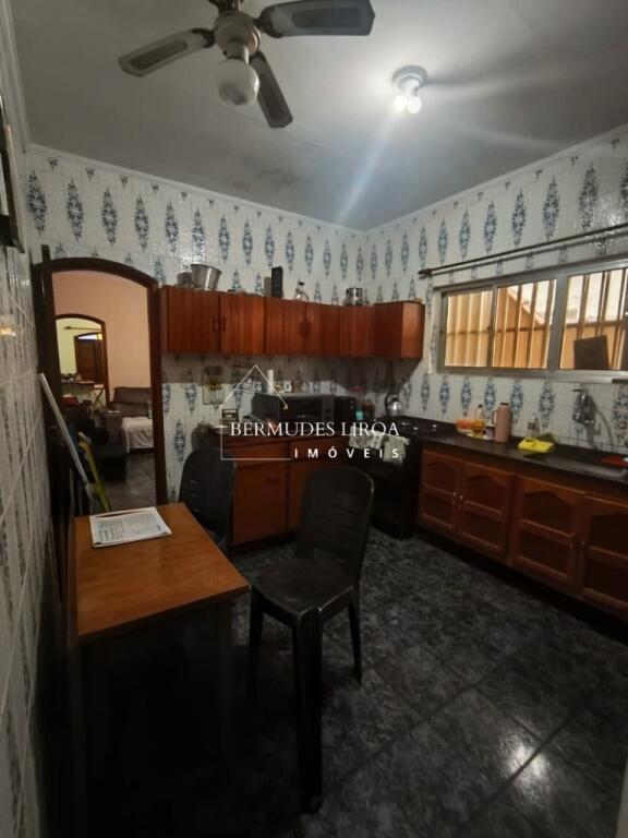 Casa com 2 quartos e 95 m² em Centro, Mongaguá