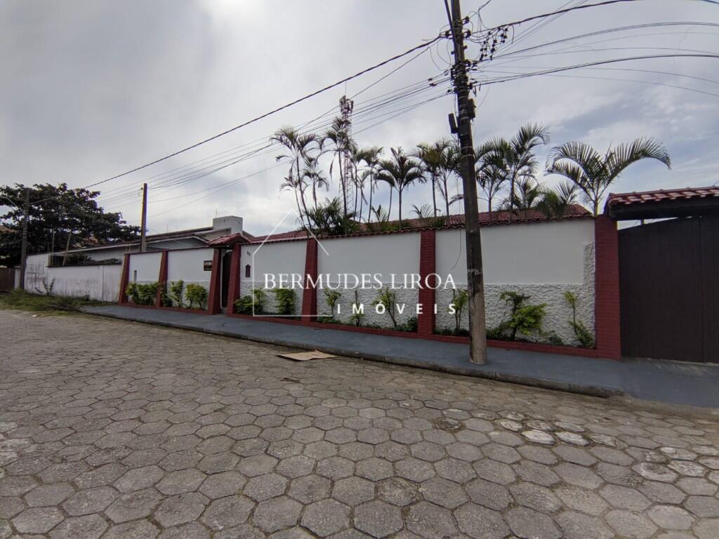 Casa com 3 quartos e 150 m² em Centro, Mongaguá