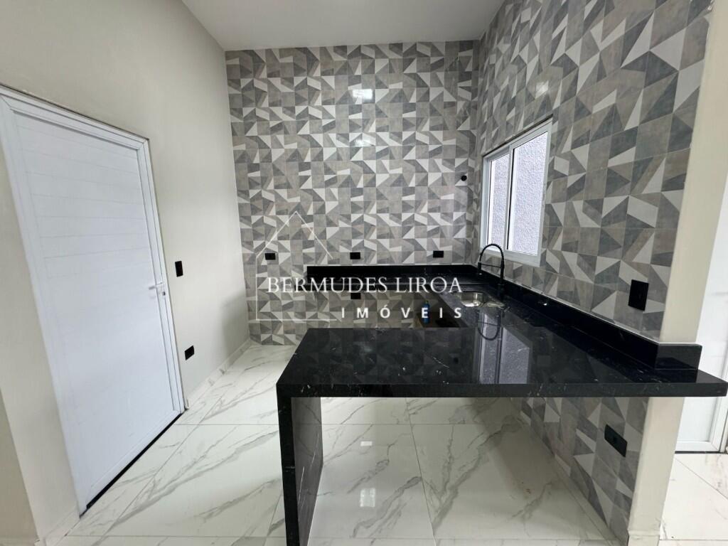 Casa com 2 quartos e 125 m² em Centro, Mongaguá