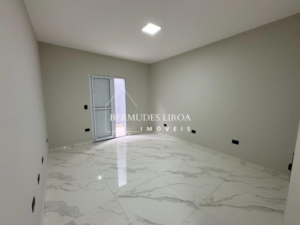 Casa com 2 quartos e 125 m² em Centro, Mongaguá