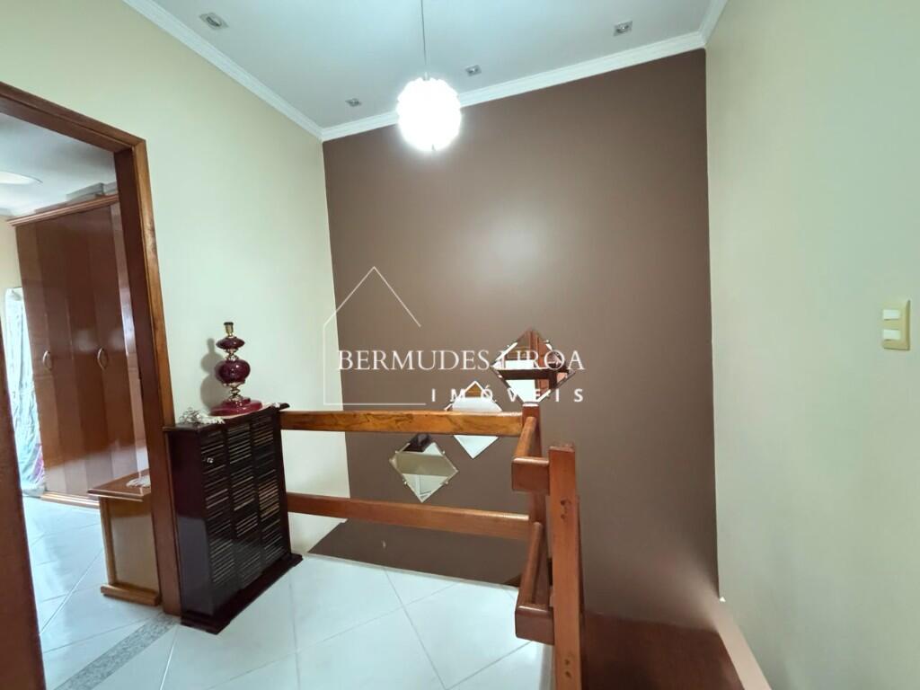 Casa com 3 quartos e 110 m² em Centro, Mongaguá