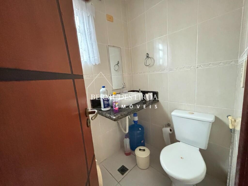 Casa com 3 quartos e 110 m² em Centro, Mongaguá