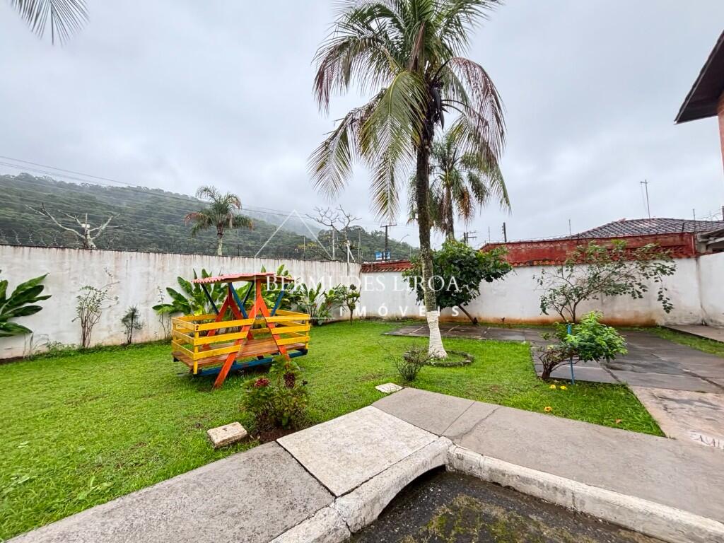 Casa com 3 quartos e 110 m² em Centro, Mongaguá