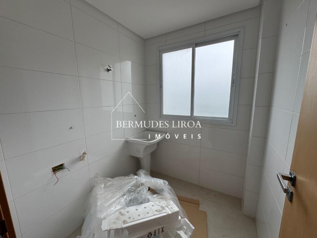 Apartamento com 2 quartos e 77 m² em Centro, Mongaguá