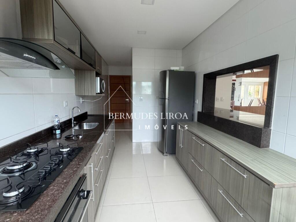 Apartamento com 2 quartos e 77 m² em Centro, Mongaguá