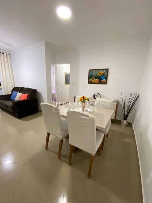 Apartamento com 2 quartos e 70 m² em Centro, Mongaguá