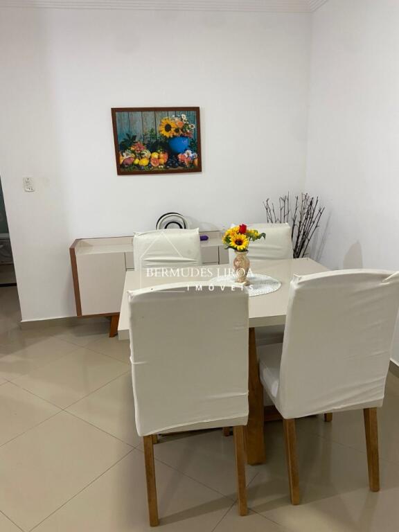 Apartamento com 2 quartos e 70 m² em Centro, Mongaguá
