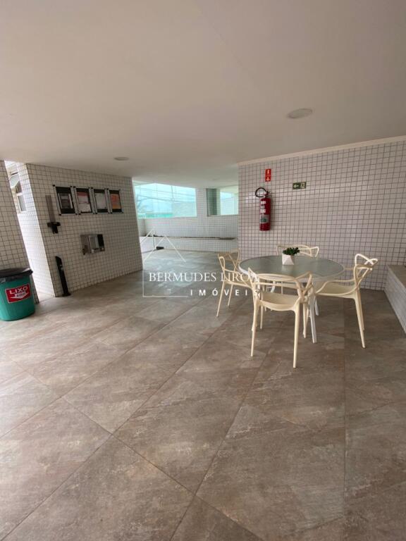 Apartamento com 2 quartos e 70 m² em Centro, Mongaguá