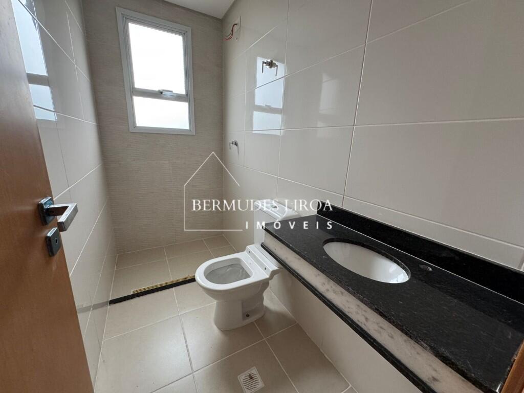 Apartamento com 2 quartos e 82 m² em Centro, Mongaguá