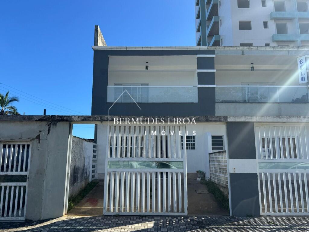 Casa com 2 quartos e 70 m² em Centro, Mongaguá