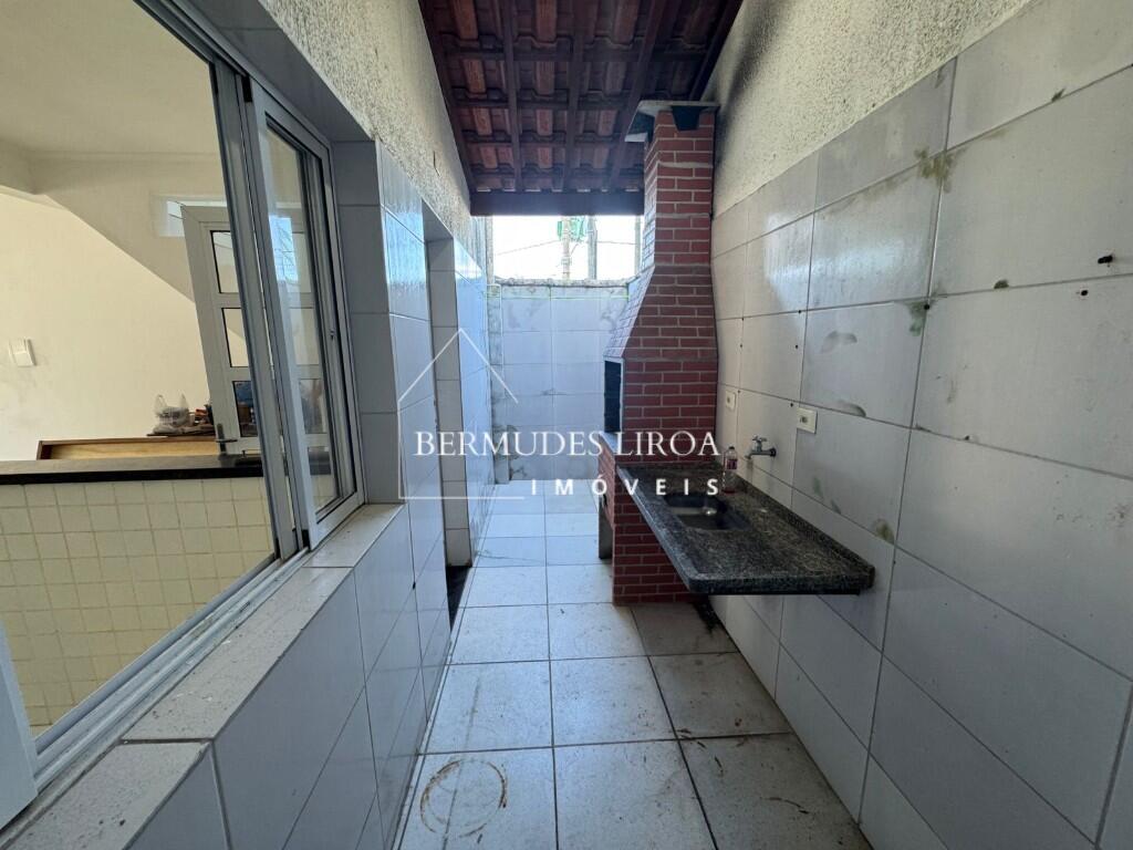Casa com 2 quartos e 70 m² em Centro, Mongaguá