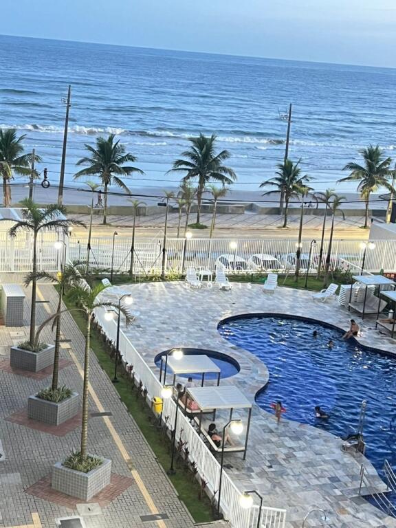 Apartamento com 2 quartos e 60 m² em Centro, Mongaguá