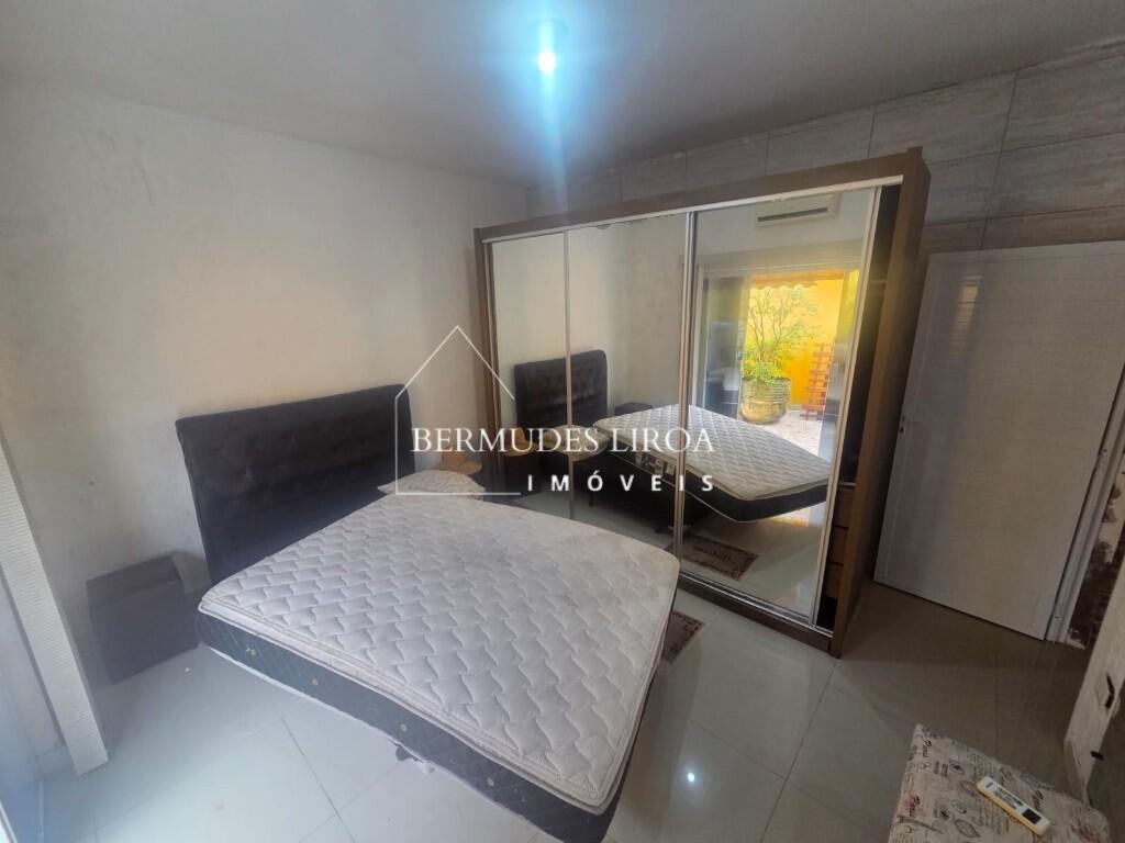 Casa com 1 quarto e 185 m² em Centro, Mongaguá