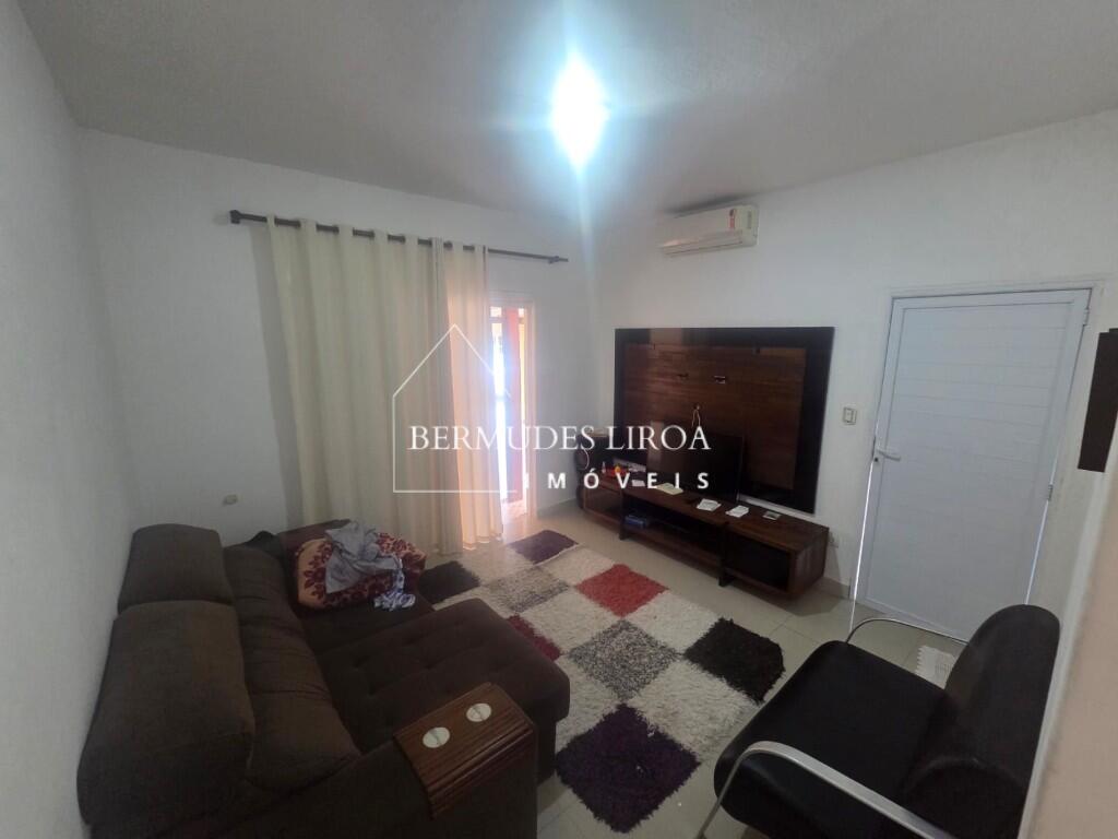 Casa com 1 quarto e 185 m² em Centro, Mongaguá