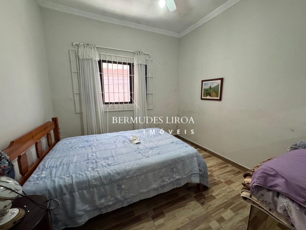 Casa com 3 quartos e 136 m² em Centro, Mongaguá