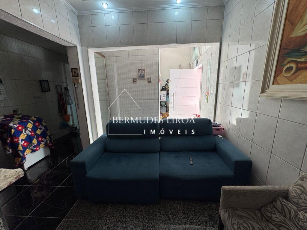 Casa com 3 quartos e 136 m² em Centro, Mongaguá