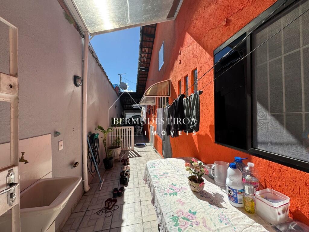 Casa com 3 quartos e 136 m² em Centro, Mongaguá