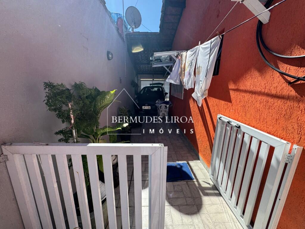 Casa com 3 quartos e 136 m² em Centro, Mongaguá