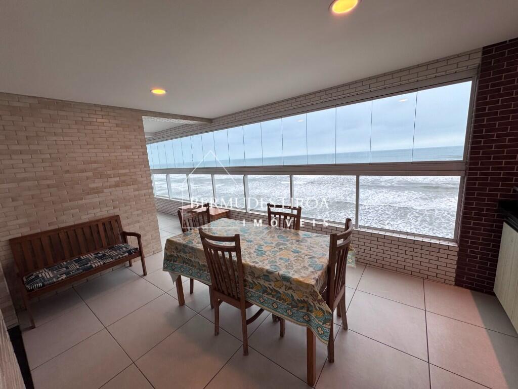Apartamento com 3 quartos e 101 m² em Centro, Mongaguá