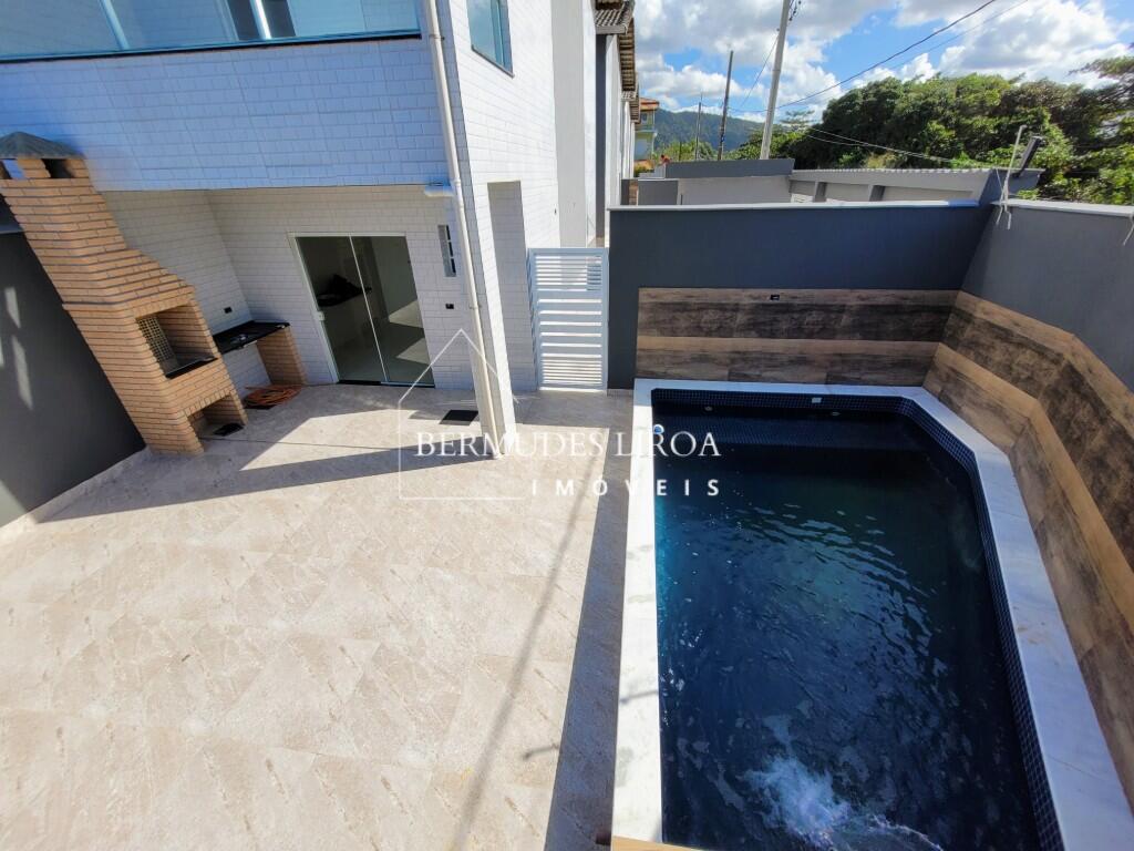 Casa com 2 quartos e 80 m² em Centro, Mongaguá