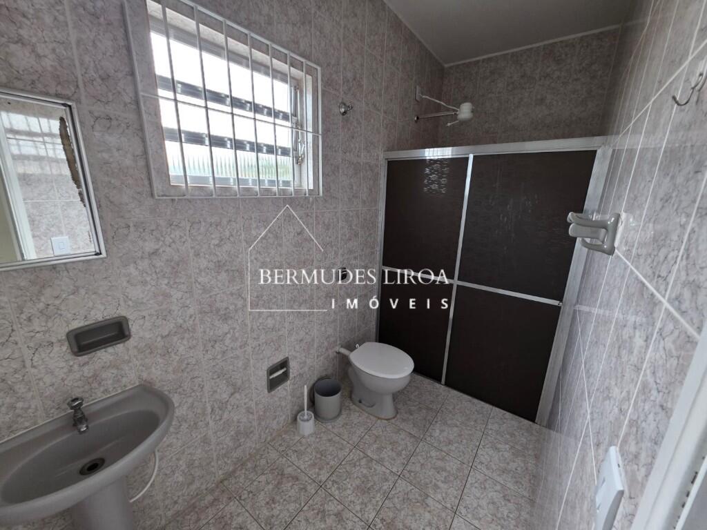 Casa com 3 quartos e 180 m² em Centro, Mongaguá