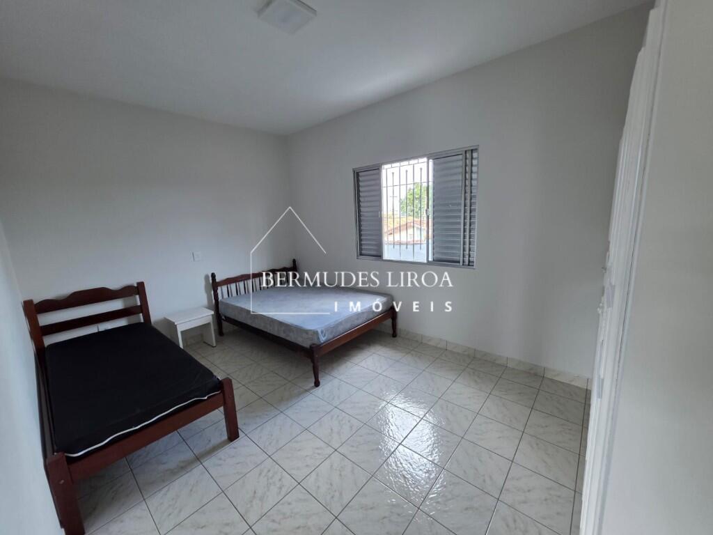 Casa com 3 quartos e 180 m² em Centro, Mongaguá