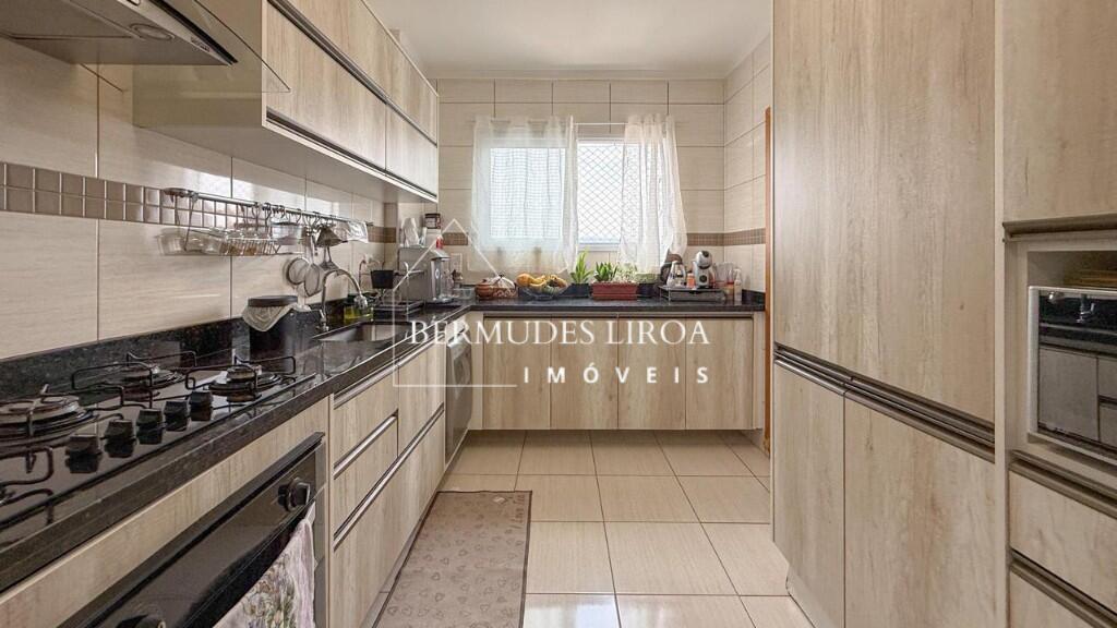 Apartamento com 2 quartos e 122 m² em Centro, Mongaguá