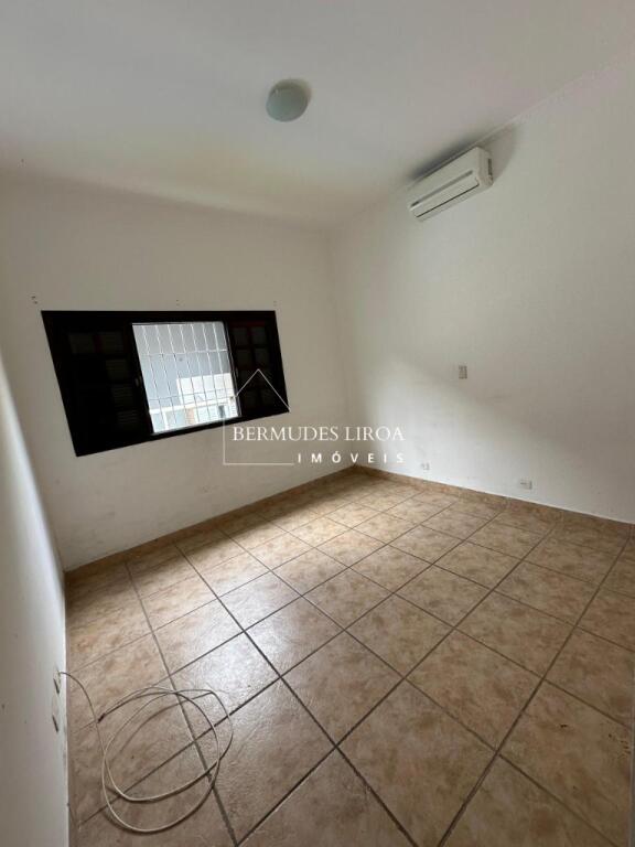 Casa com 3 quartos e 151 m² em Centro, Mongaguá