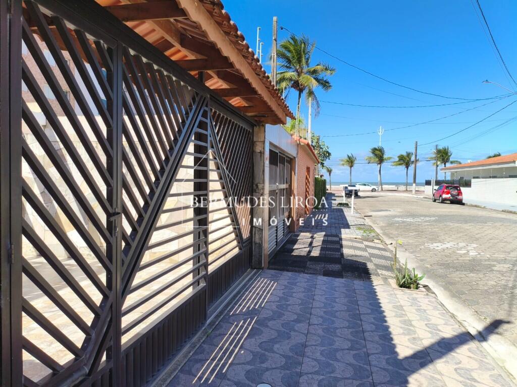 Casa com 3 quartos e 162 m² em Centro, Mongaguá