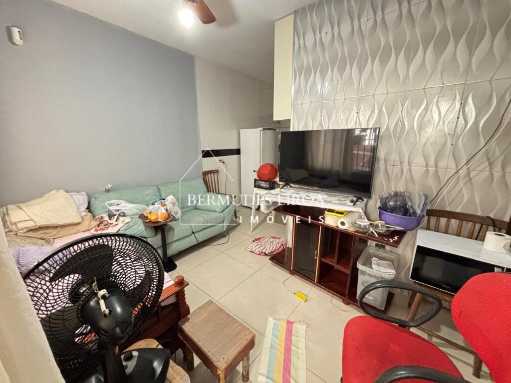 Casa com 1 quarto e 35 m² em Centro, Mongaguá