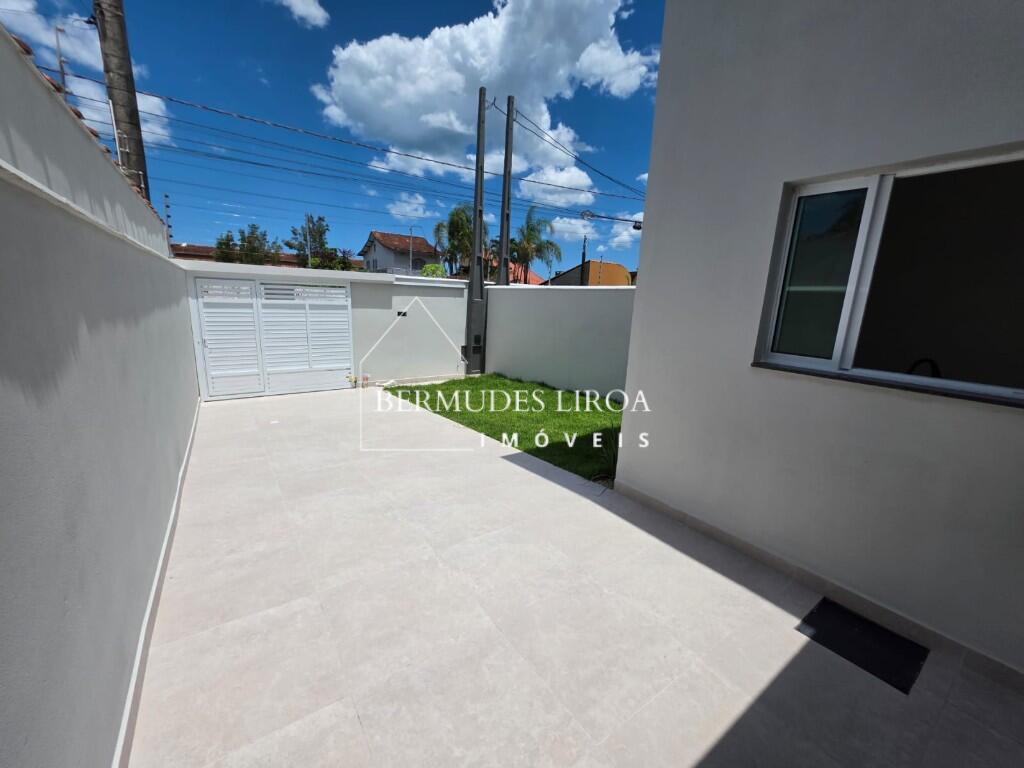 Casa com 2 quartos e 90 m² em Centro, Mongaguá
